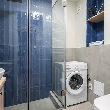 2 Bedrooms Old Center *