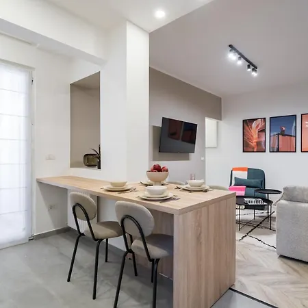 2 Bedrooms Old Center Apartment *